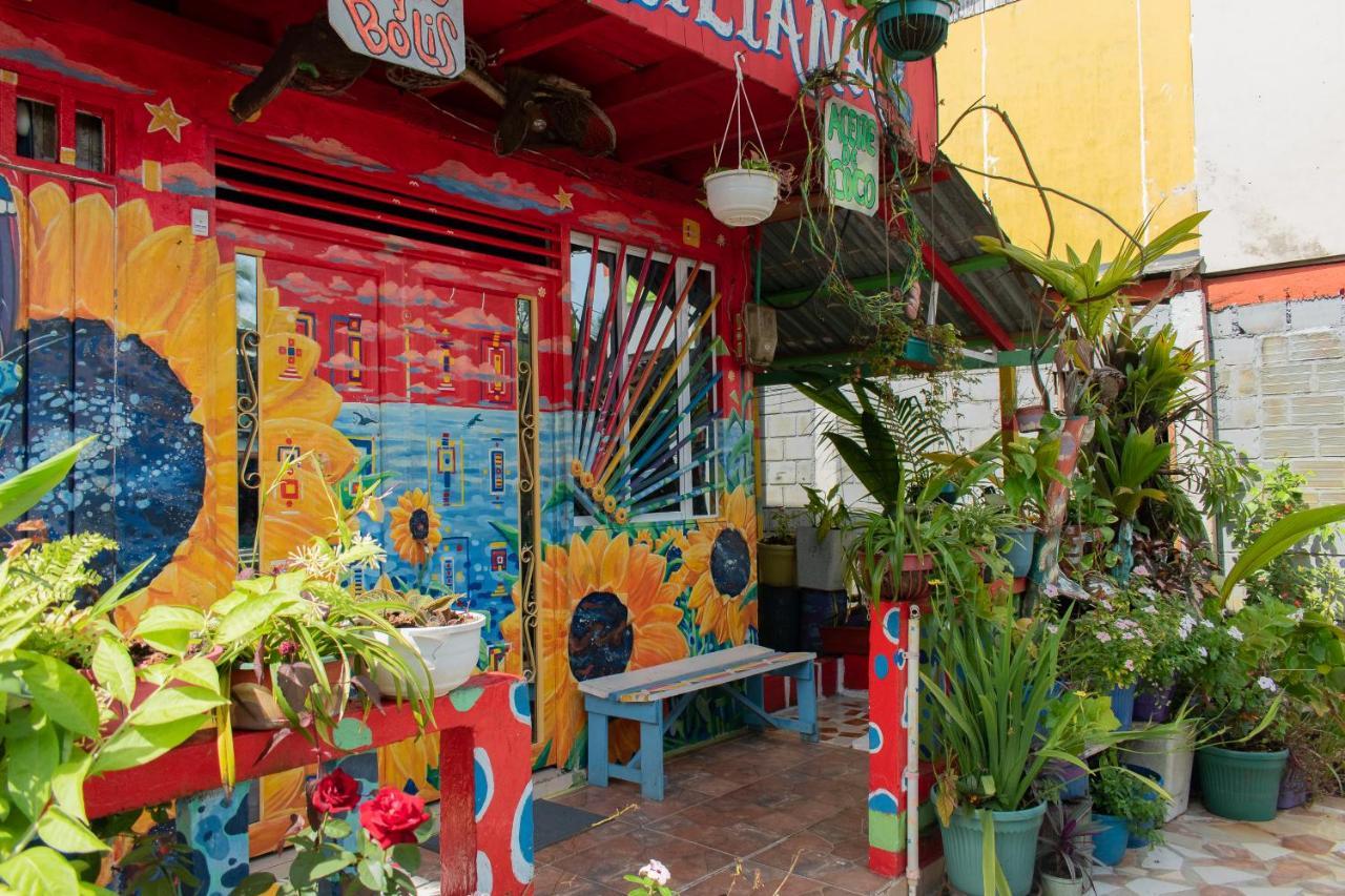 Hostal Liliana Buenaventura Luaran gambar